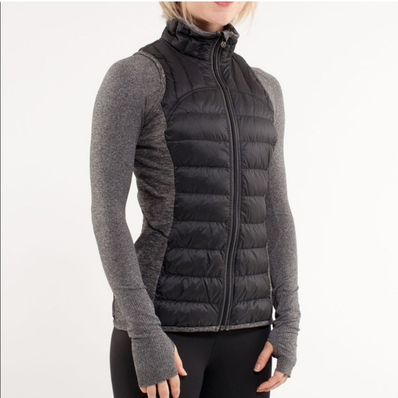 Lululemon Run Turn Around Reversible Down Vest Black Heathered Black Size 6 - Picture 1 of 15